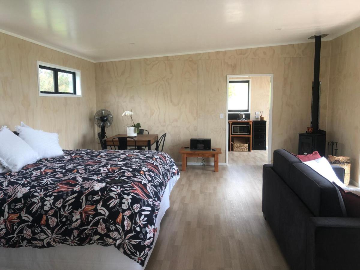 Whakaipo Bay Cabin Retreat Таупо Екстер'єр фото